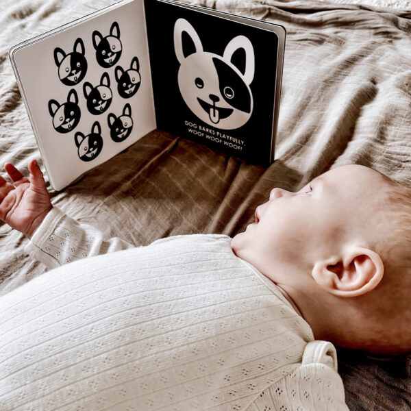 hello-farm-black-and-white-baby-book